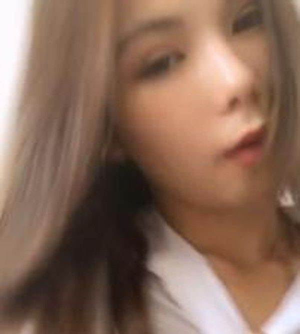 颜值很高身材也很棒的美女主播性感小嫩模大秀