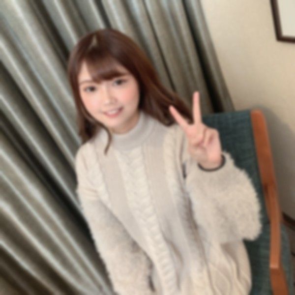 FC2-4223704 イケてる美人OL☆久々のセックスに大興奮！スタイルよしノリよし！問答無用の中出し-cd1